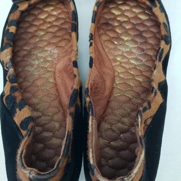 Sam Edelman Black and Animal Print Flats - Picture 10 of 13